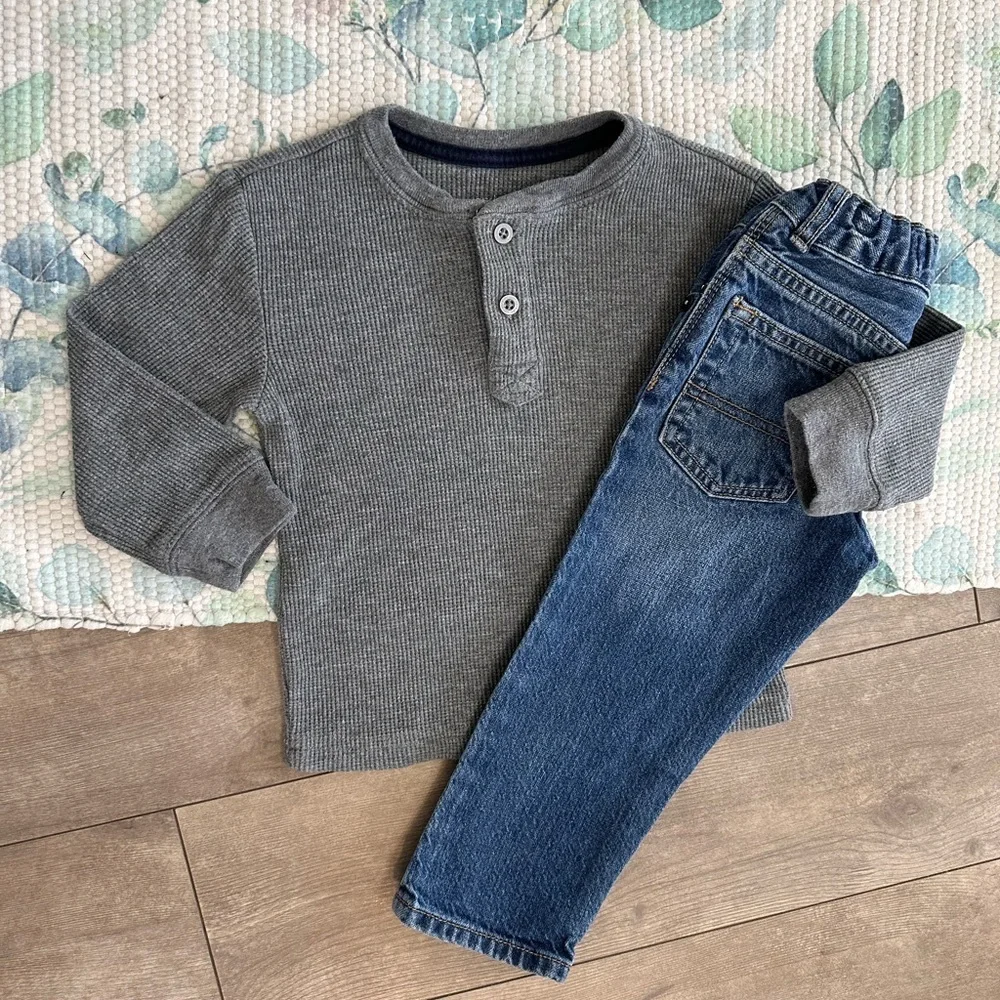 Oshkosh B’Gosh Toddler Boy Straight Jeans & Vintage Wonderkids Henley Shirt Set